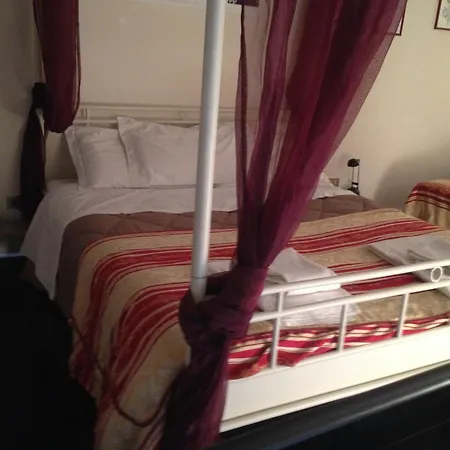 Romeo And Juliet Apartment