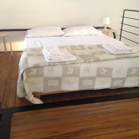 Apartment Romeo And Juliet *
