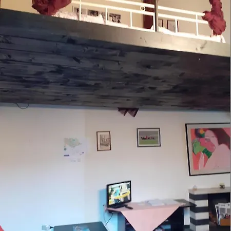 Romeo And Juliet Apartment