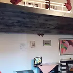 Romeo And Juliet 아파트
